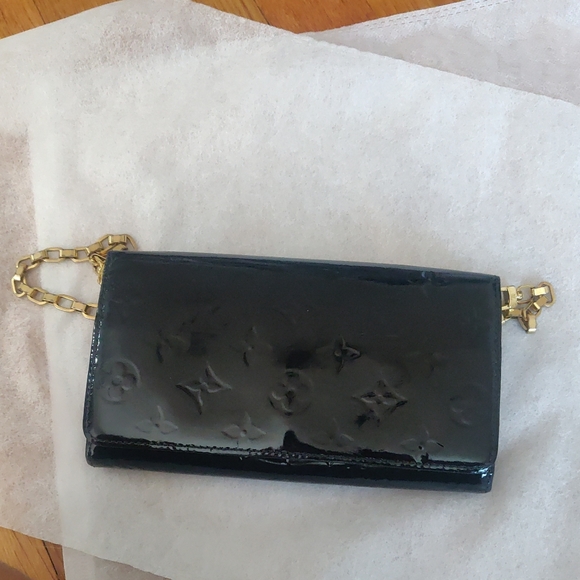 CHANEL Black Clutch with Gold Chain - Picture 1 of 1